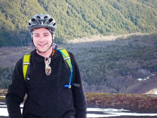 Simon cycling in Chili