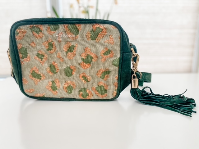 Gorgeous gold and green camera bag by Le Jaana