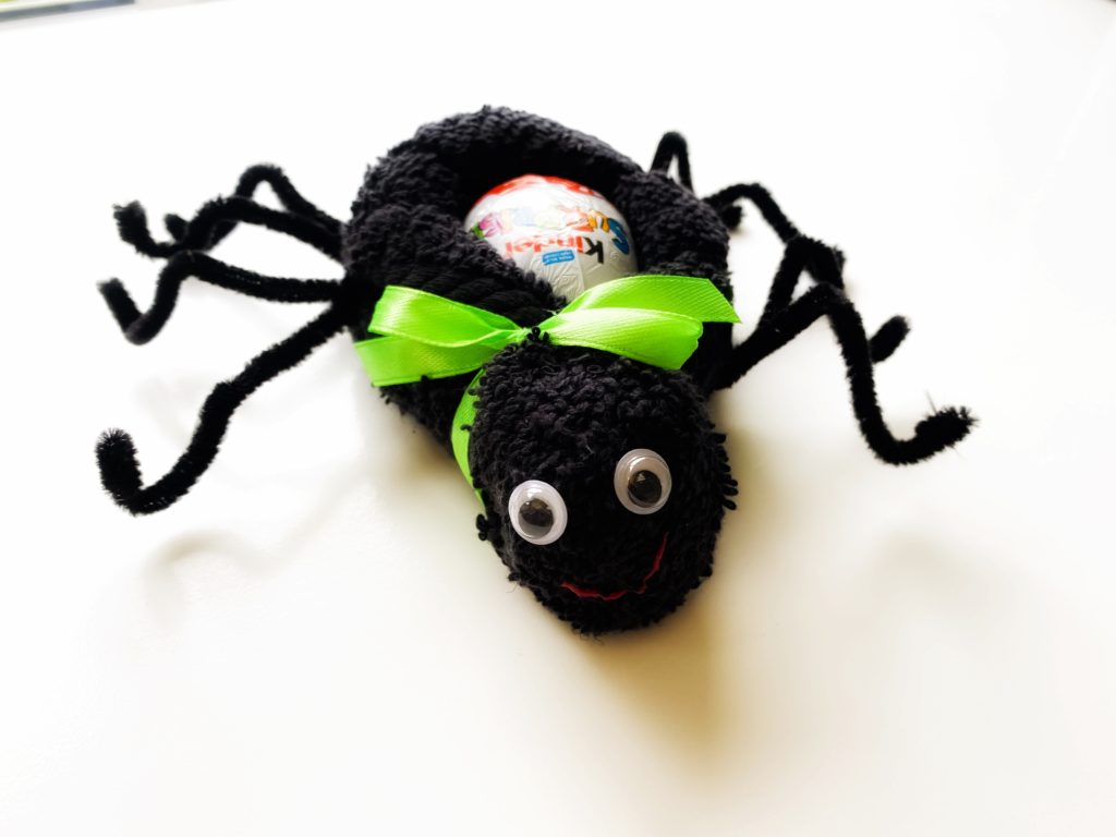 Flanimal Halloween spider with kinder egg from Etsy seller