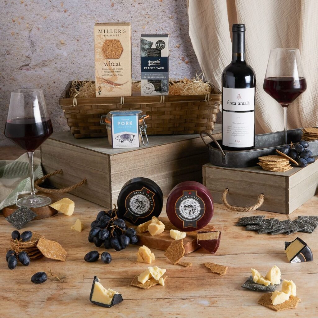 Wine and cheese hamper from Hampers.com