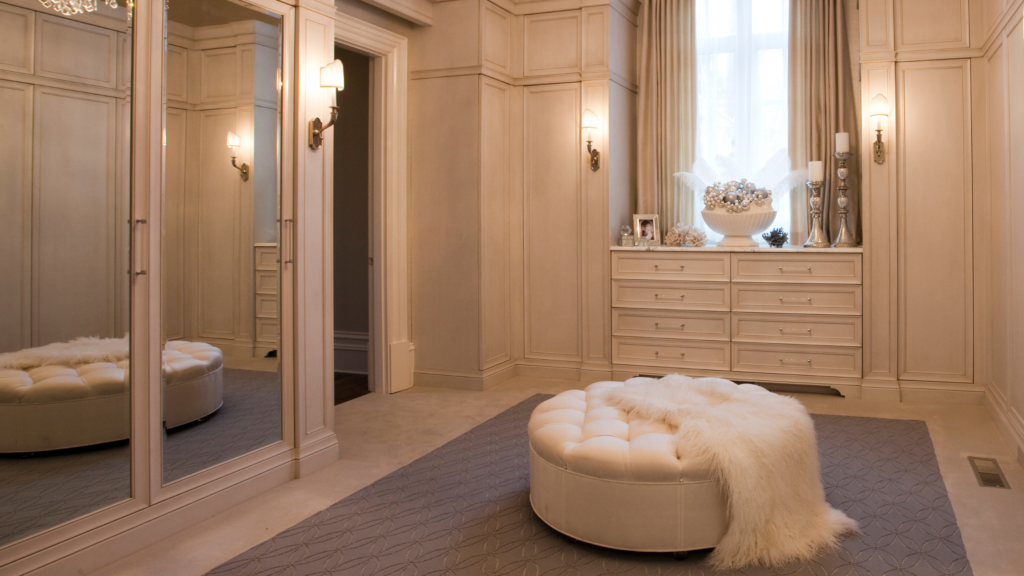 Elegant dressing room in a home with cream colours